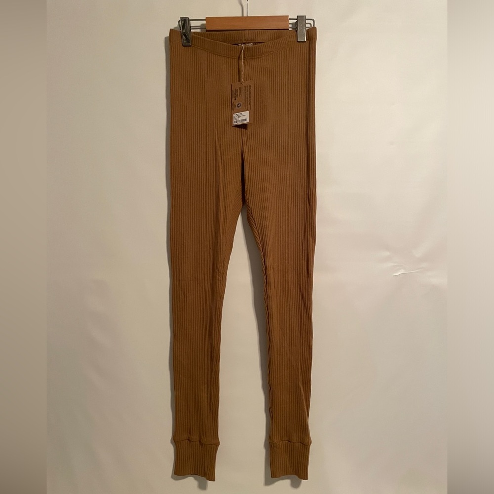 The simple folk ribbed leggings